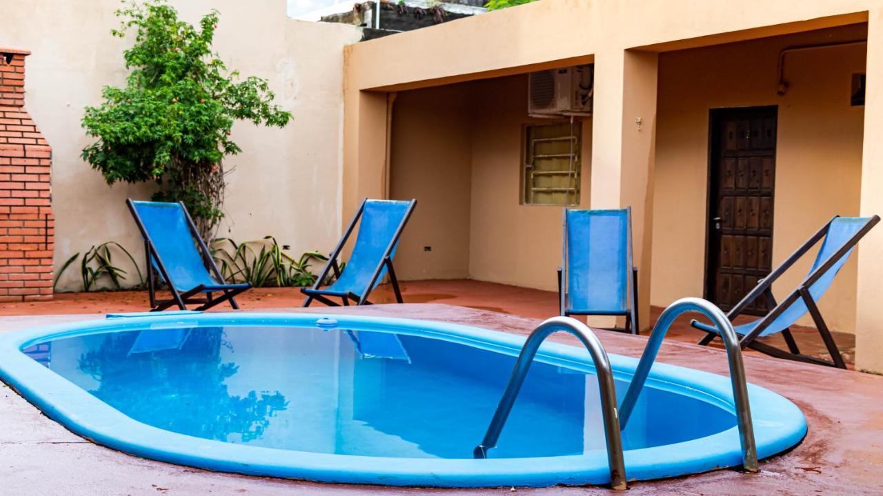 Residencial Los Pinos Puerto Iguazu Exterior photo